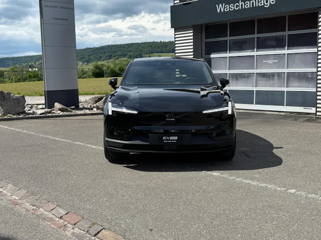 Volvo EX30 E60 Plus Swiss Black Edition