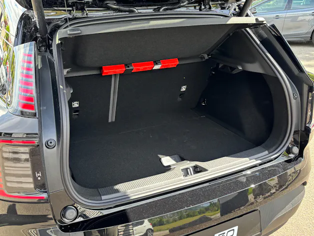 Volvo EX30 E60 Plus Swiss Black Edition