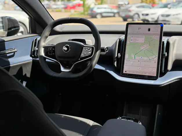 Volvo EX30 E60 Plus Swiss Black Edition