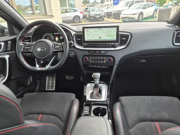 Kia Ceed 1.6 T-GDi GT