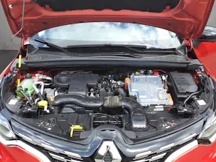 Renault Captur 1.6 E-Tech Plug-in iconic
