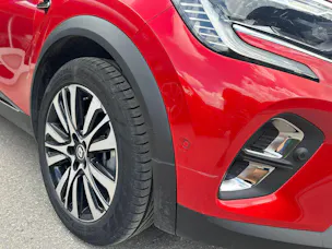 Renault Captur 1.6 E-Tech Plug-in iconic