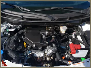Suzuki Swift 1.2 Sakura Top Hybrid