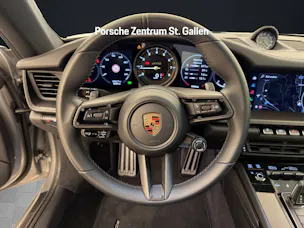 Porsche 911 Carrera 4 GTS