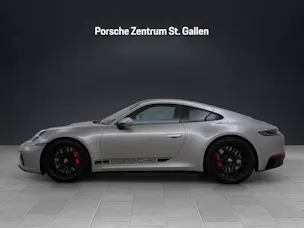 Porsche 911 Carrera 4 GTS