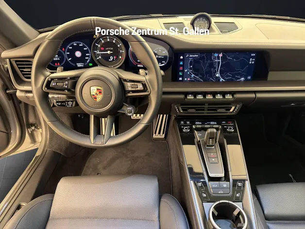 Porsche 911 Carrera 4 GTS