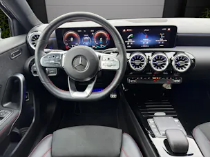 Mercedes-Benz A 250e AMG Line 8G-DCT