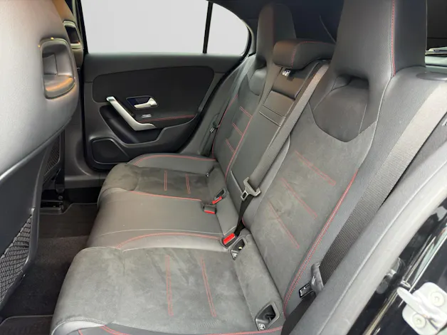 Mercedes-Benz A 250e AMG Line 8G-DCT
