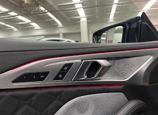 BMW M8 xDrive M Competition Steptronic