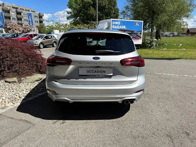 Ford Focus Kombi 1.0i EcoB 155 ST-Line