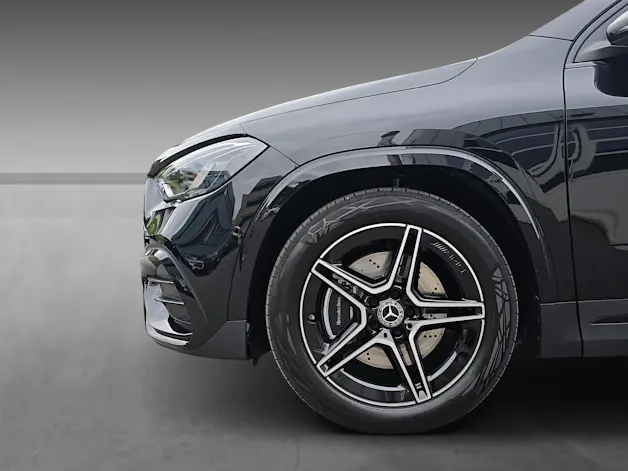 Mercedes-Benz GLA 250 4Matic Swiss Star