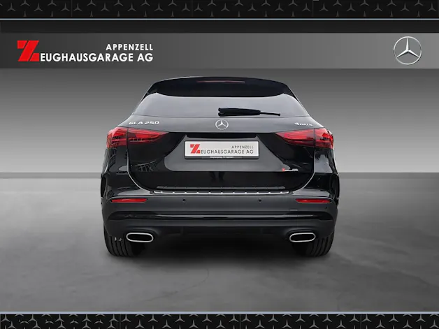 Mercedes-Benz GLA 250 4Matic Swiss Star