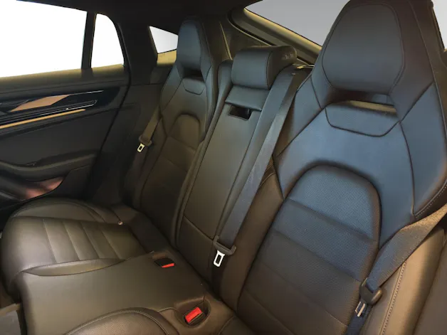 Porsche Panamera 4 PDK