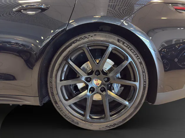 Porsche Panamera 4 PDK