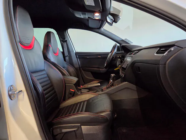 Škoda Octavia Combi 2.0 TDI 184 RS 4x4 DSG