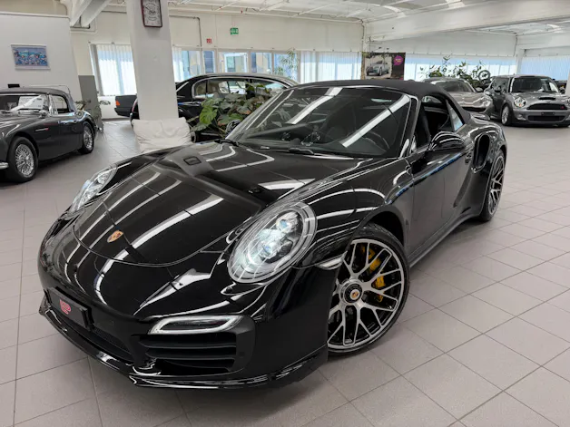 PORSCHE 911 Turbo S Cabrio PDK