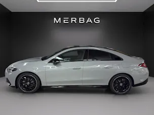 Mercedes-Benz CLA 220 4Matic 8G-DCT