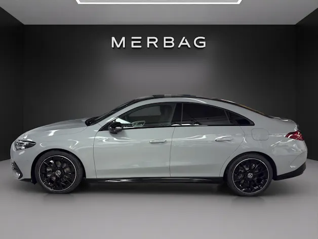 Mercedes-Benz CLA 220 4Matic 8G-DCT