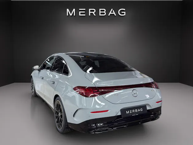 Mercedes-Benz CLA 220 4Matic 8G-DCT