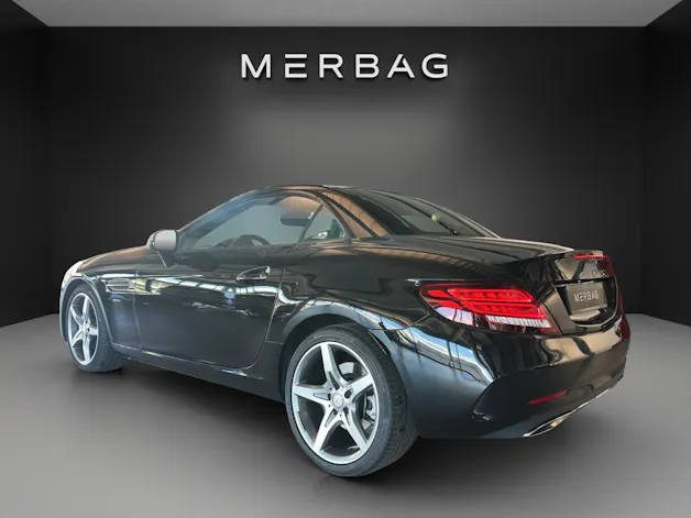 Mercedes-Benz SLC 300 AMG Line