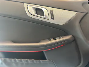 Mercedes-Benz SLC 300 AMG Line