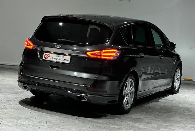 Ford S-Max 2.0 SCTi Titanium Automat