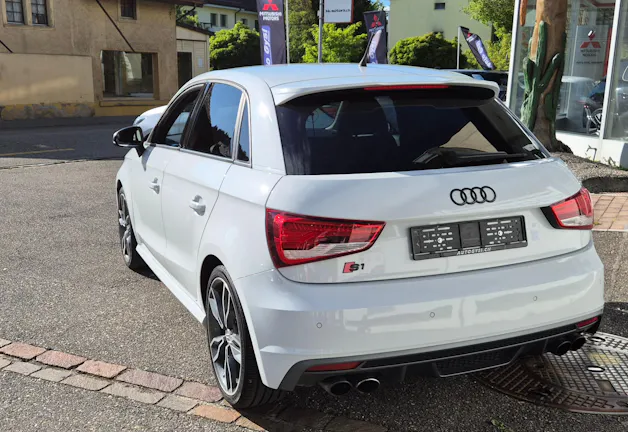 Audi S1 2.0 TFSI quattro