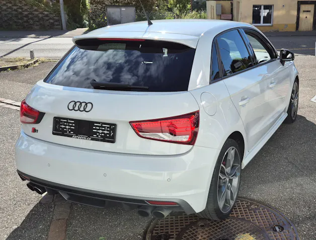 Audi S1 2.0 TFSI quattro