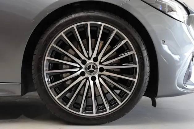 Mercedes-Benz C 200 T AMG Line