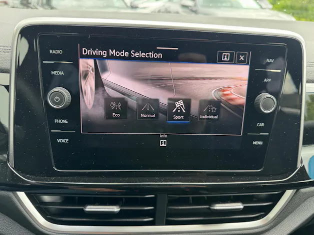 VW T-Roc 2.0 TSI R-Line DSG 4Motion