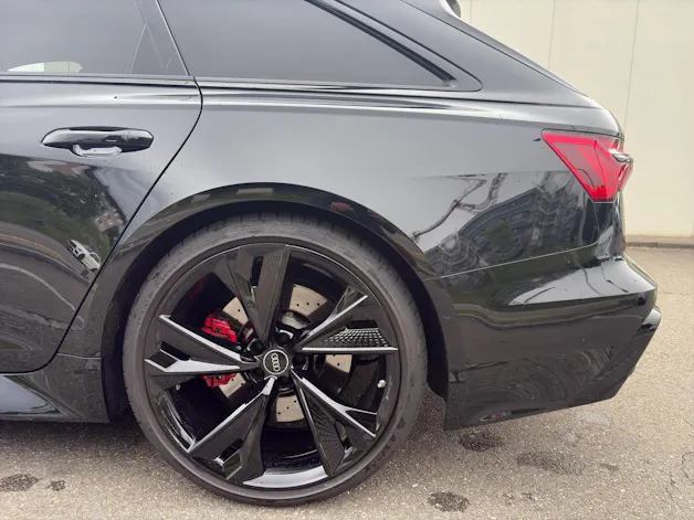 Audi RS6 Avant 4.0 V8 TFSI quattro T-Tronic