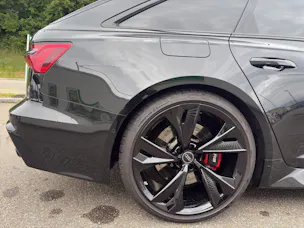 Audi RS6 Avant 4.0 V8 TFSI quattro T-Tronic