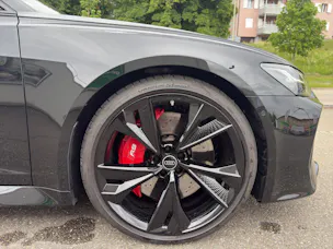 Audi RS6 Avant 4.0 V8 TFSI quattro T-Tronic