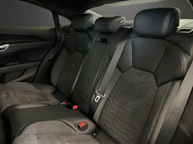 Audi e-tron GT quattro