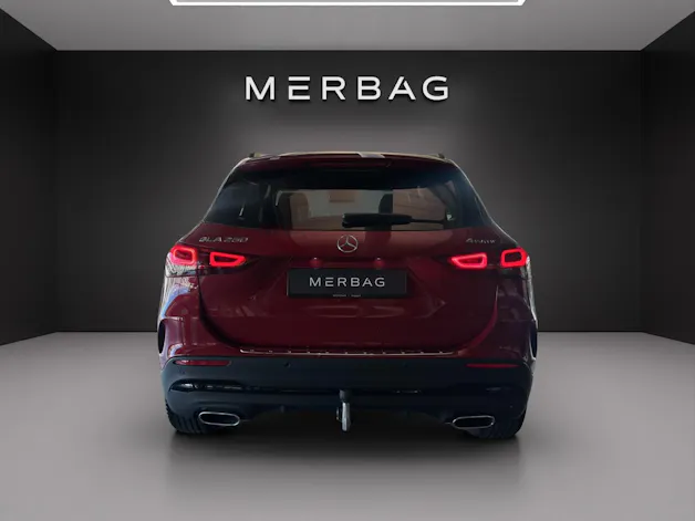 Mercedes-Benz GLA 250 AMG Line 4Matic