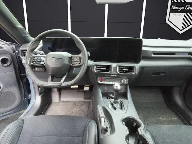 Ford Mustang Coupé 5.0 V8 Dark Horse