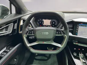 Audi Q4 e-tron 45 Edition Swiss Ski quattro