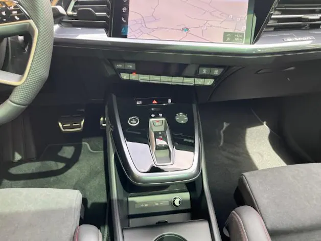 Audi Q4 e-tron 45 Edition Swiss Ski quattro