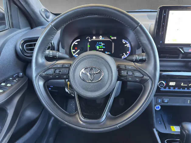 Toyota Yaris Cross 1.5 VVT-i HSD Adve