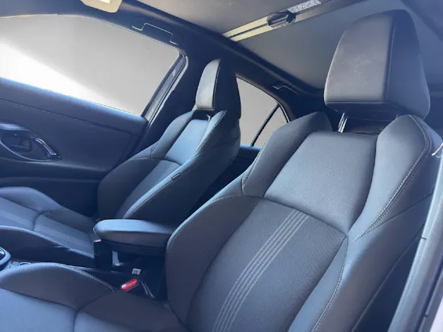 Toyota Yaris Cross 1.5 VVT-i HSD Adve