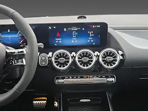Mercedes-Benz GLA 250 4Matic Swiss Star