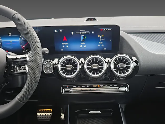 Mercedes-Benz GLA 250 4Matic Swiss Star
