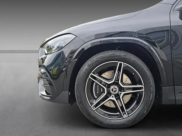 Mercedes-Benz GLA 250 4Matic Swiss Star