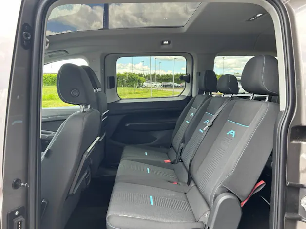Ford TOURNEO CONNECT Grand 1.5 EcoBoost 150 Active PHEV