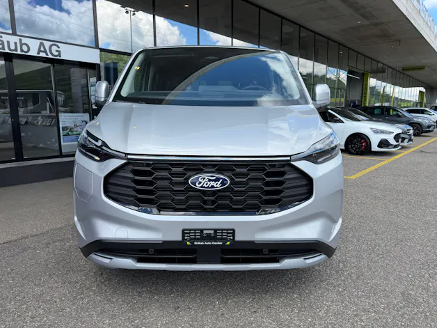 Ford Tourneo Bus 340 L1H1 PHEV Active
