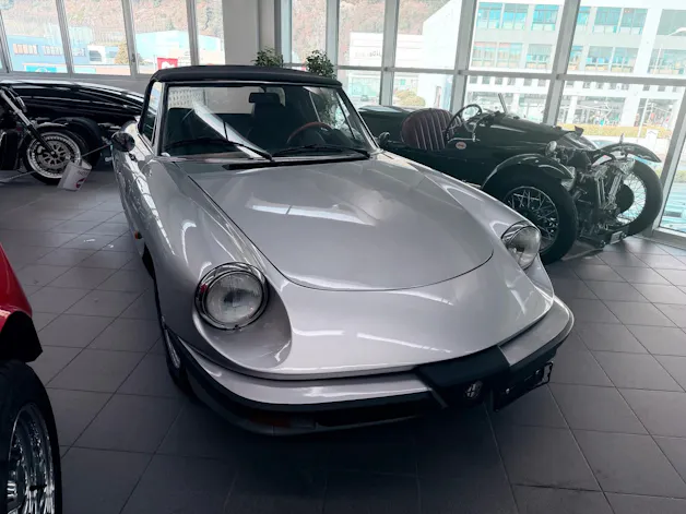 Alfa Romeo Spider 2.0 (Veloce)