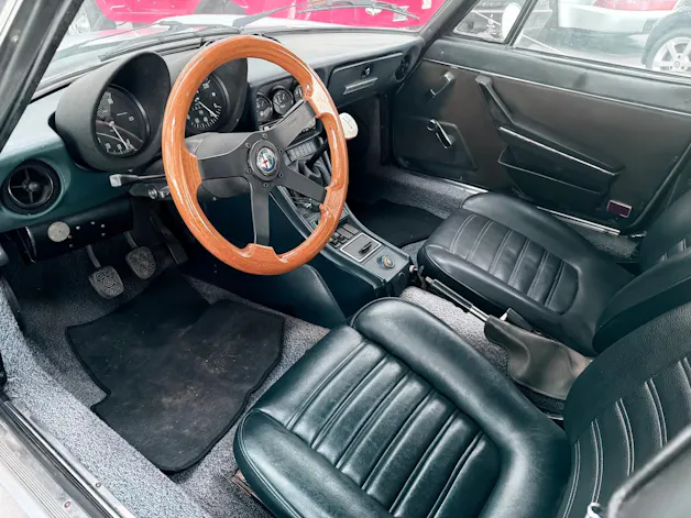 Alfa Romeo Spider 2.0 (Veloce)