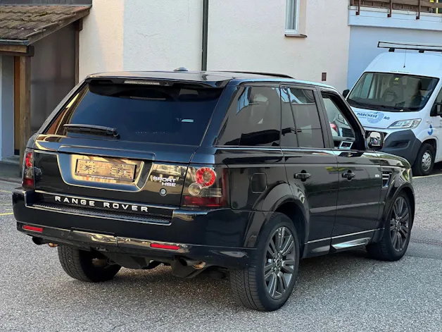 Land Rover Range Rover Sport 3.0 TDV6 HSE Automatic