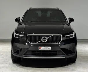 Volvo XC40 B3 Benzin Mild Hybrid Core DCT