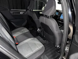 Volvo XC40 B3 Benzin Mild Hybrid Core DCT